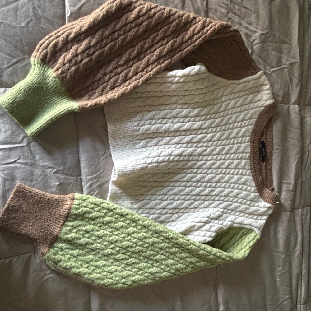 Forever 21 Multicolor Cable Knit Sweater